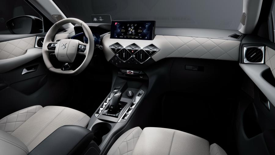Торпедо DS 3 Crossback E-Tense 2019 года  (WW) (фото 2 из 42)